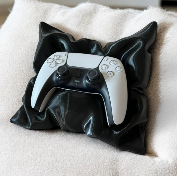 Czarna podstawka na pada kontroler PS5 PlayStation 5 Stojak poduszka - obrazek 3